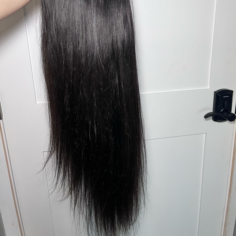 Bone straight 28 inch black wig - Picture 5 of 8